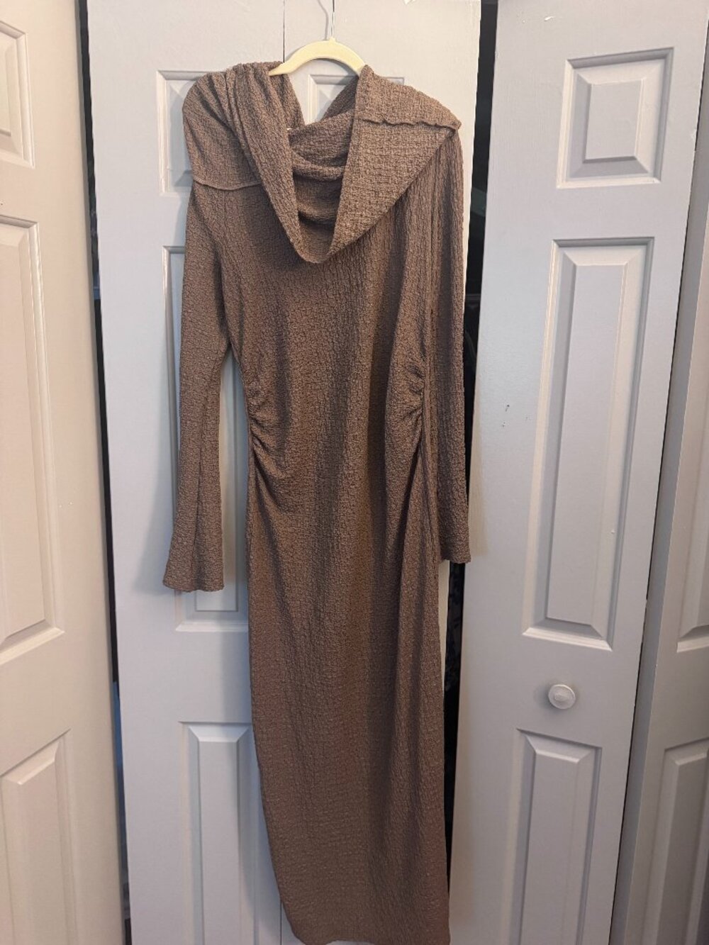 Boohoo Taupe Cowl Neck Textured Maxi Dress Size 12